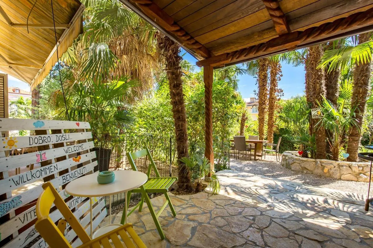 شقة Urban Jungle Central Apartman أوباتيا كرواتيا